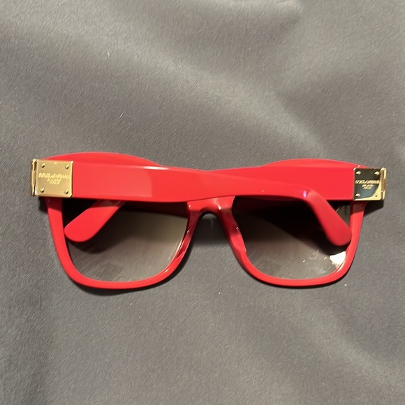 Dolce & Gabbana Authentic Red gradient lenses with Gold insignia - Picture 3 of 8